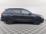 Used 2022 Volkswagen Tiguan SE R-Line image 4