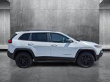 Used 2014 Jeep Cherokee Trailhawk w/ Technology Group image 4