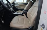 Used 2023 Ford Explorer Limited image 4