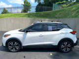 Used 2018 Nissan Kicks SV image 2