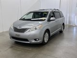 Used 2014 Toyota Sienna XLE image 3