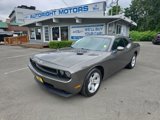 Used 2010 Dodge Challenger SE image 2