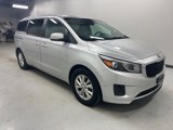 Used 2017 Kia Sedona LX w/ LX Essentials Premium Package image 3