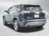 Used 2019 Jeep Cherokee Limited w/ Luxury Group image 5