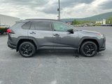 Used 2020 Toyota RAV4 LE image 4