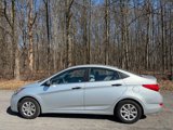 Used 2012 Hyundai Accent GLS image 2
