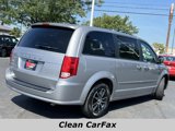 Used 2016 Dodge Grand Caravan SXT image 3