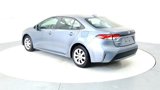Used 2022 Toyota Corolla LE image 4