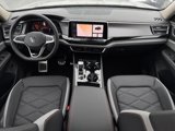 New 2025 Volkswagen Atlas Peak Edition SE image 4