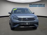 Used 2022 Volkswagen Tiguan SE image 2