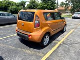 Used 2011 Kia Soul + image 3