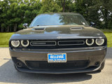 Used 2016 Dodge Challenger SXT image 2