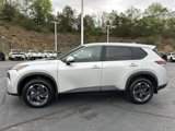 New 2025 Nissan Rogue SV image 4