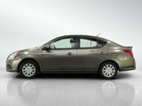 Used 2016 Nissan Versa SV image 2