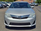 Used 2014 Toyota Camry LE image 2
