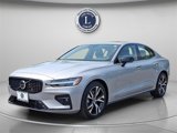 Certified 2024 Volvo S60 B5 Core image 3
