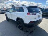 Used 2023 Jeep Cherokee Altitude Lux image 6