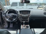 Used 2015 Nissan Pathfinder SL image 6