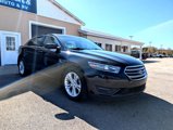 Used 2014 Ford Taurus SEL image 3