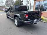 Used 2022 Jeep Gladiator Sport image 4