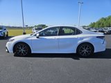 Used 2023 Toyota Camry SE image 4