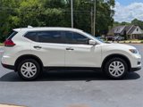 Used 2017 Nissan Rogue S image 4