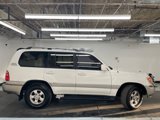 Used 1999 Toyota Land Cruiser image 2