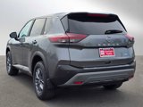 Used 2023 Nissan Rogue S image 5