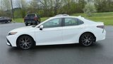 Used 2024 Toyota Camry SE image 5