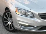 Used 2018 Volvo S60 T5 Inscription image 3