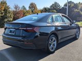 Used 2023 Volkswagen Jetta SE image 3