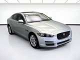 Used 2018 Jaguar XE Premium image 3