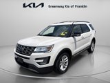 Used 2017 Ford Explorer XLT w/ Equipment Group 202A image 3