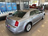 Used 2016 Chrysler 300 Limited image 6
