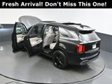 Used 2022 Kia Sorento SX image 2