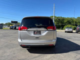 Used 2018 Chrysler Pacifica Touring-L w/ Premium Audio Group image 6