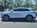 Used 2019 Lincoln Nautilus Reserve image 3