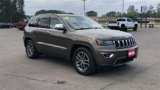 Used 2018 Jeep Grand Cherokee Limited w/ Luxury Group II image 2