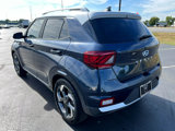 Used 2021 Hyundai Venue image 5