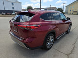 Used 2021 Toyota Highlander Platinum image 5