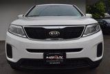 Used 2015 Kia Sorento LX image 2