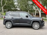Used 2017 Jeep Renegade Latitude w/ Cold Weather Group image 4