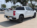 Used 2020 Chevrolet Silverado 1500 Custom w/ Custom Value Package image 3