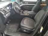 Used 2017 Ford Explorer XLT image 2