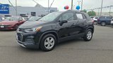 Used 2020 Chevrolet Trax LT w/ LT Convenience Package image 4