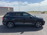 Used 2018 Volkswagen Tiguan SE w/ 18" Alloy Wheels Package image 2