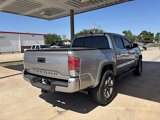 Used 2016 Toyota Tacoma Limited image 5