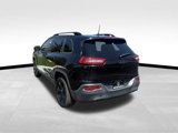 Used 2017 Jeep Cherokee Limited image 4