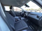 Used 2020 Nissan Rogue Sport S image 5