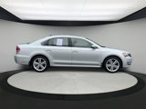 Used 2014 Volkswagen Passat TDI SEL Premium image 2